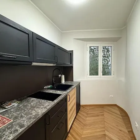 Studio Deluxe Brera Milan